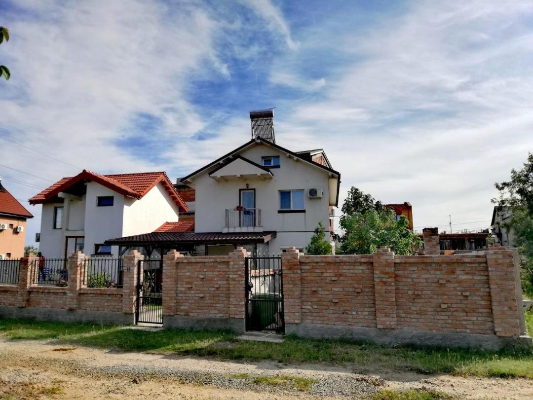 Casa Alba Hotell Năvodari Exteriör bild